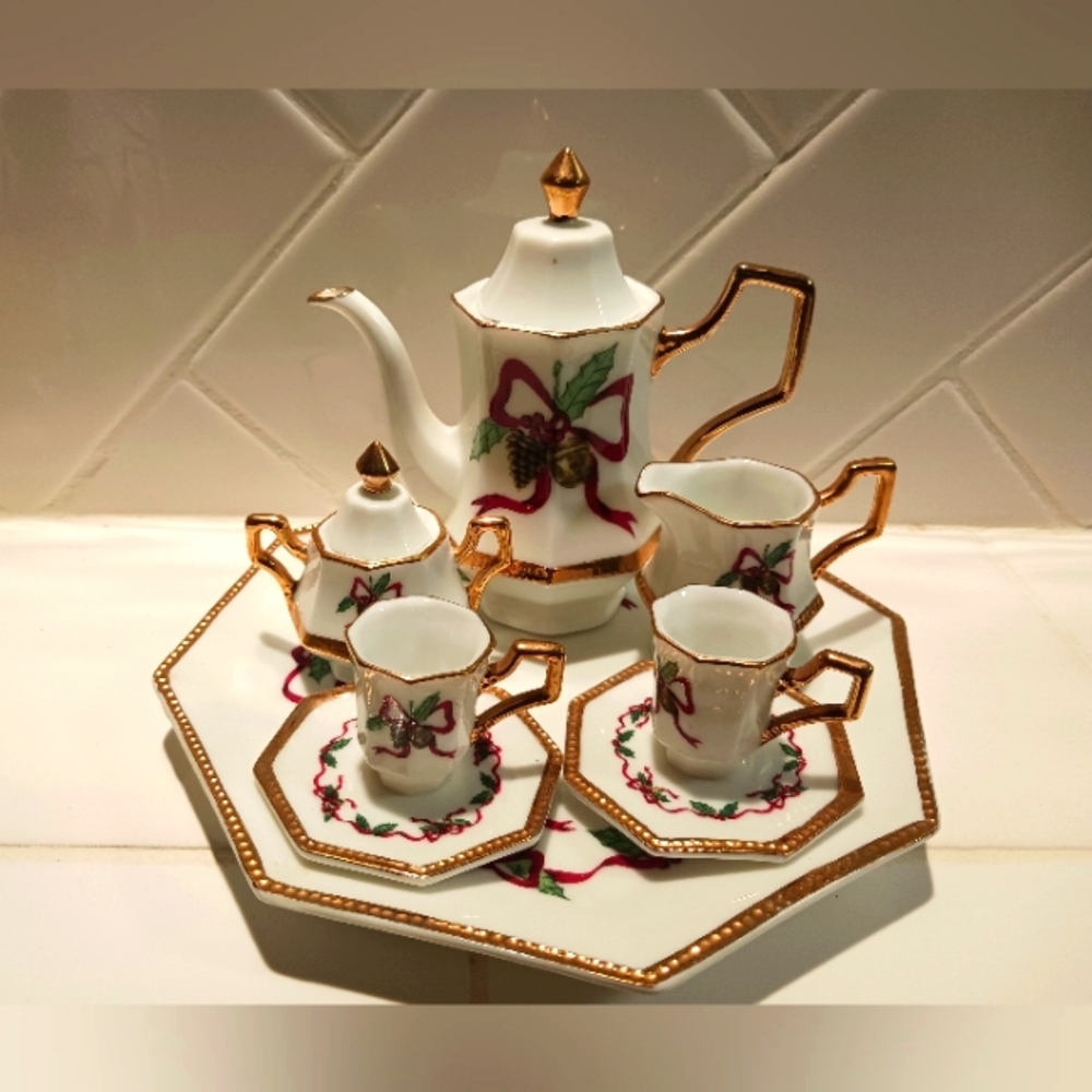 Vintage Noble Excellence Miniature Tea Set